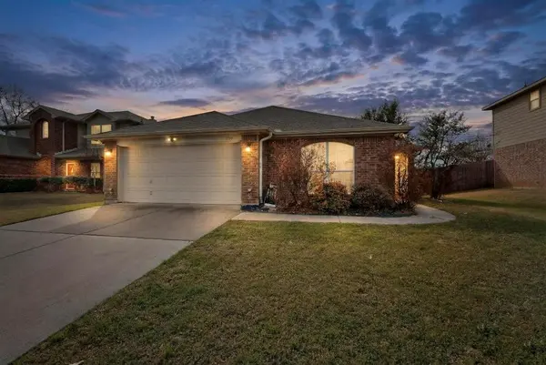 1220 Jackson Drive,  Crowley,  TX 76036