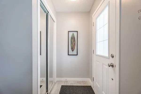 3098 Windsong BLVD SW, Airdrie, AB T4B 3R7