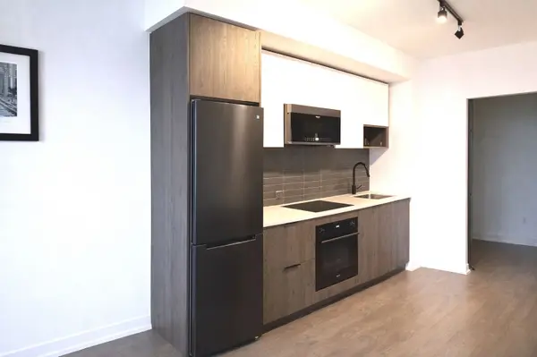 5 Defries ST #306, Toronto C08, ON M5A 0W7