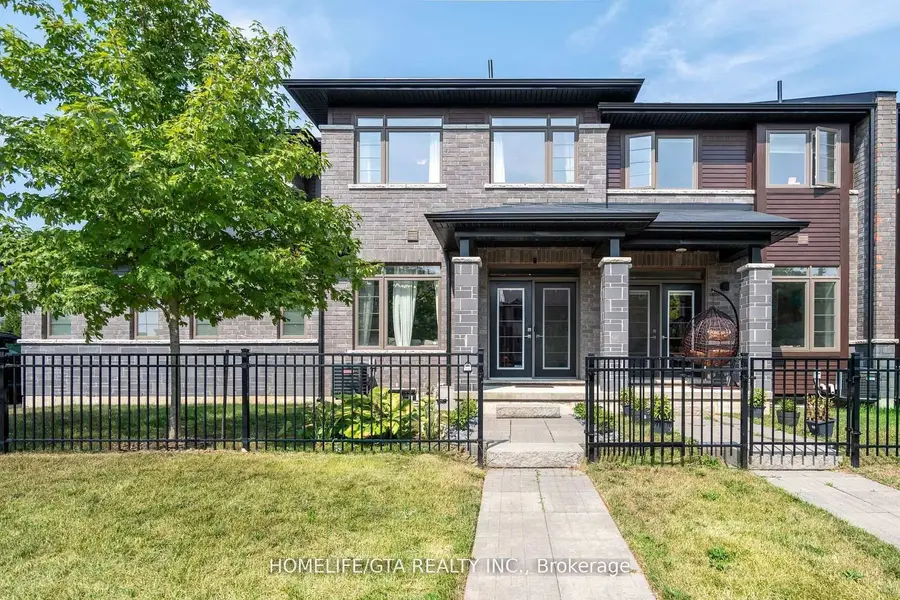 12 Shay LN, Hamilton, ON L9G 0G5