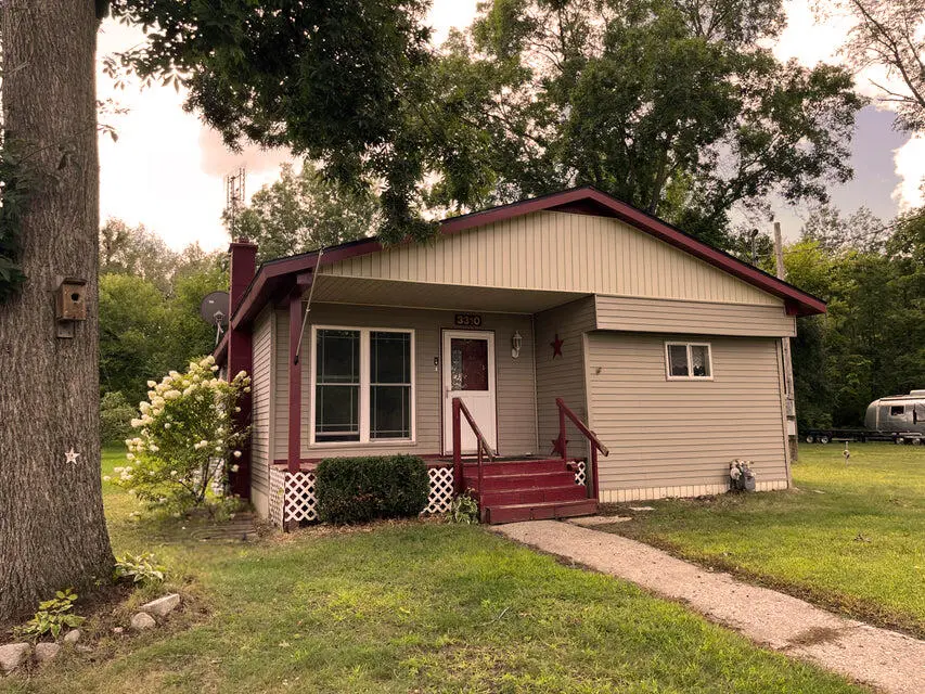 3310 Dumont Lake DR, Allegan Twp, MI 49010