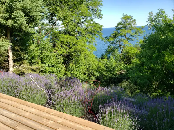 3 Dault RD, Toronto E06, ON M1N 1E6