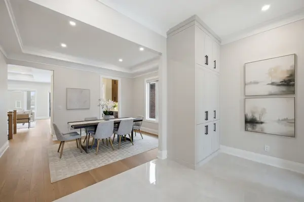 31 Lonetto ST, Whitby, ON L1M 0L7