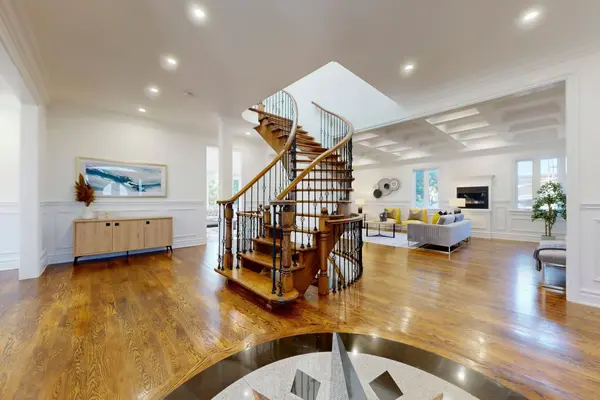 11 Abercorn RD, Markham, ON L3P 1V5