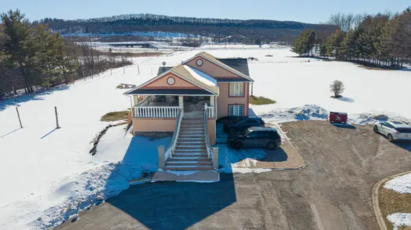 52 Peru RD, Milton, ON L9T 2V7