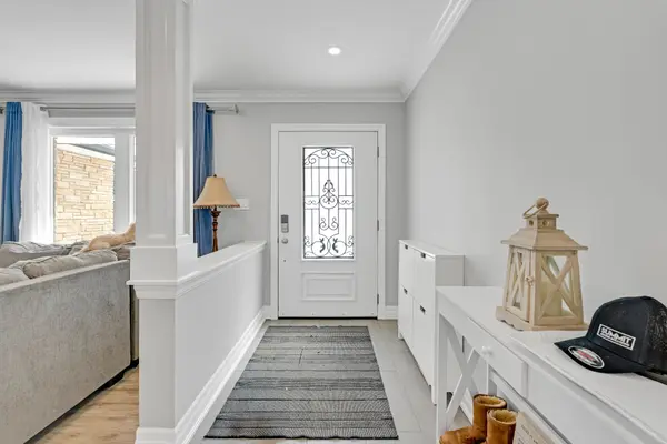 44 McClellan RD, Caledon, ON L7K 0C8