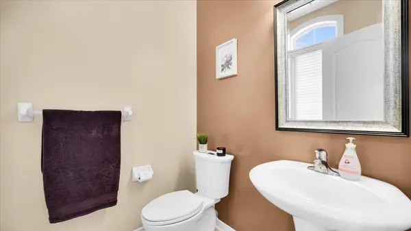 636 Serafini CRES, Milton, ON L9T 7P1