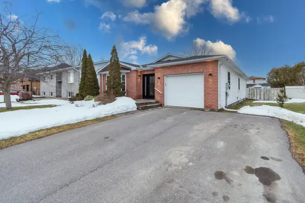 84 Westwind CRES, Prince Edward County, ON K0K 3L0