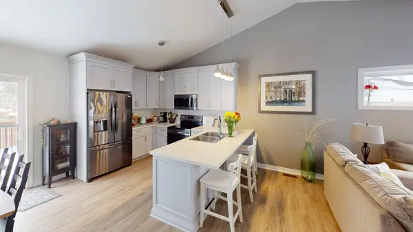 362 Lakeside RD, Fort Erie, ON L2A 4X4