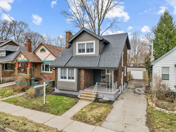 474 Woodman AVE, London East, ON N5W 3Z9