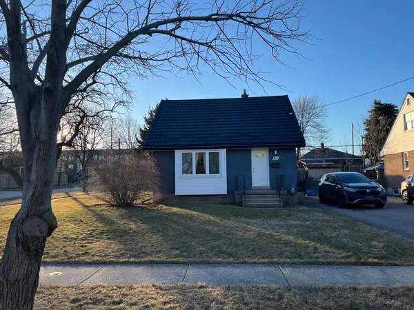 21 Eaton PL, Hamilton, ON L8H 1N8