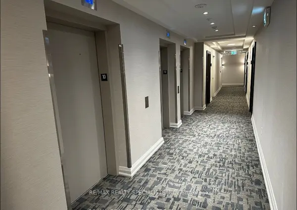 212 King William ST #1016, Hamilton, ON L8R 3N9