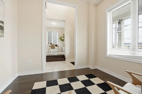 310 Main ST E, Grimsby, ON L3M 1S6