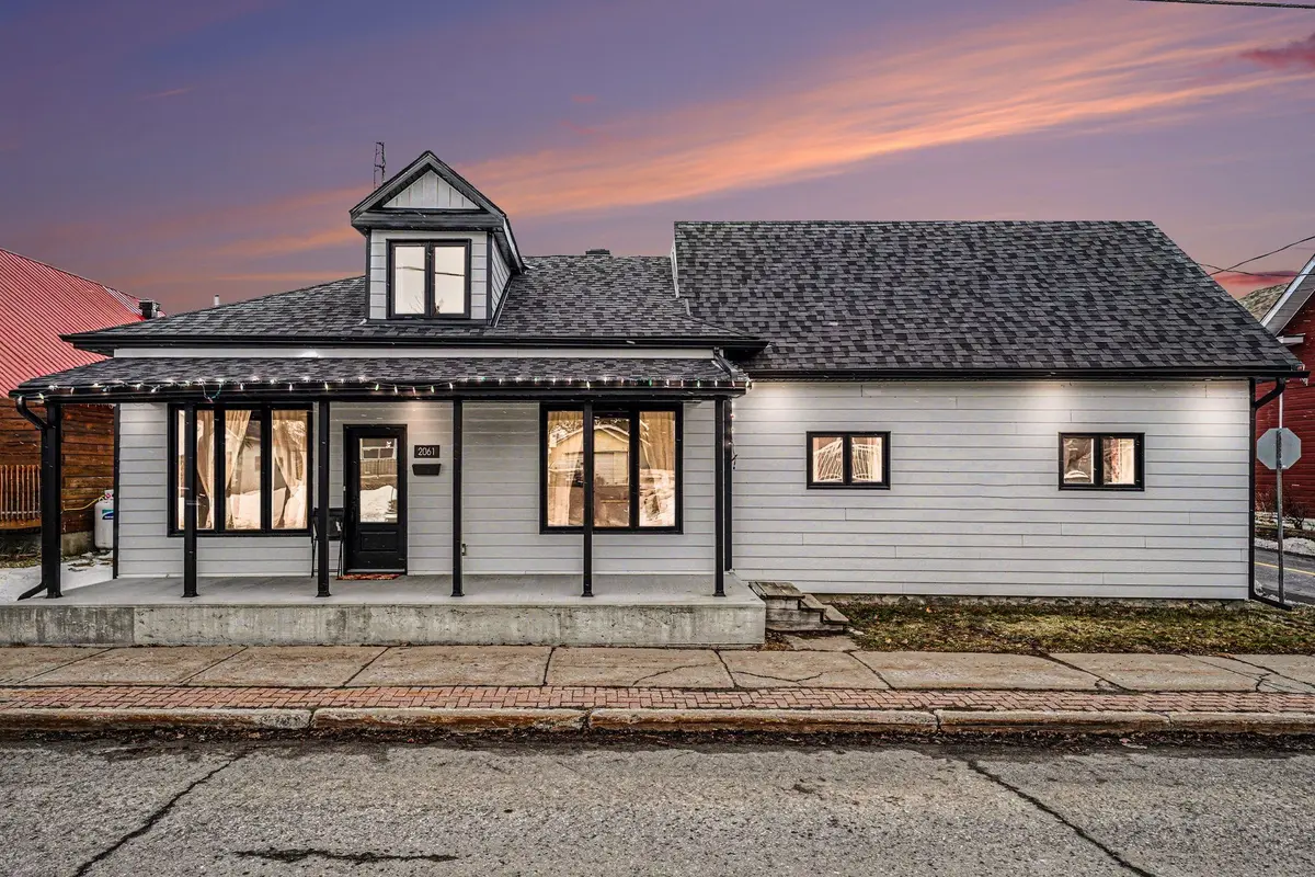 2061 Lajoie ST, Alfred And Plantagenet, ON K0B 1J0