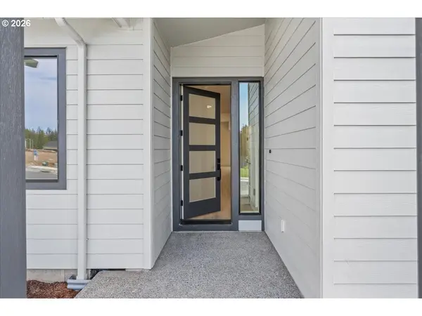 16705 NE 38TH AVE, Vancouver, WA 98686