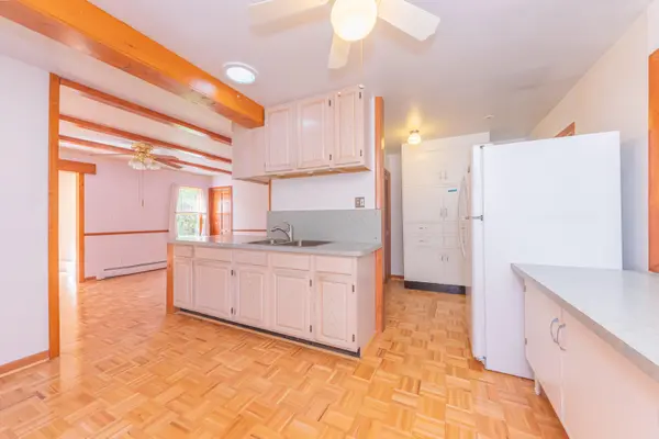 3811 Pat ST, Pittsfield Charter Twp, MI 48197