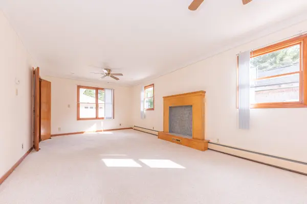 3811 Pat ST, Pittsfield Charter Twp, MI 48197