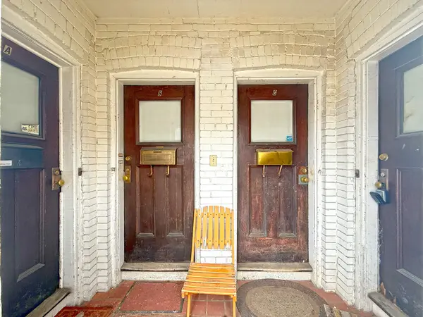 1131 Avenue RD, Toronto C03, ON M5N 2E5