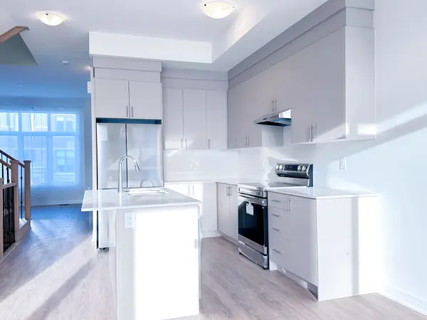 22 Millman LN, Richmond Hill, ON L4S 0P8