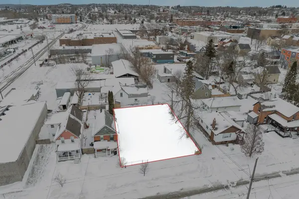 105 Matchedash ST S, Orillia, ON L3V 4W9