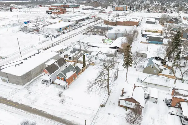 105 Matchedash ST S, Orillia, ON L3V 4W9