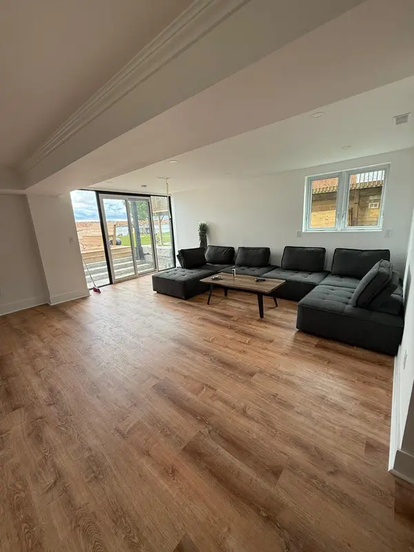 25 Sallows DR, Tay, ON L0K 2A0