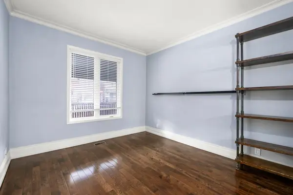 893 Dovercourt RD, Toronto W02, ON M6H 2X6