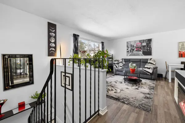 41C Forester CRES, Bells Corners And South To Fallowfield, ON K2H 8Y3