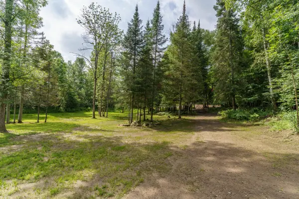 0 520 HWY, Magnetawan, ON P0A 1P0