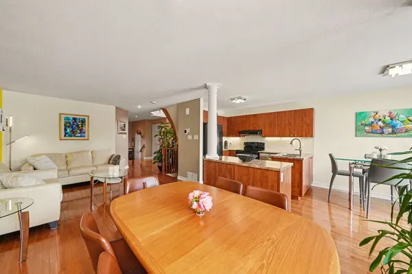 154 Marrissa AVE, Beacon Hill North - South And Area, ON K1J 0A6