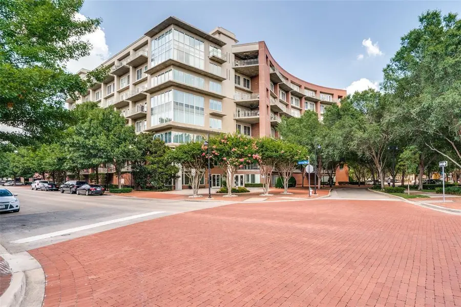 5055 Addison Circle #205, Addison, TX 75001
