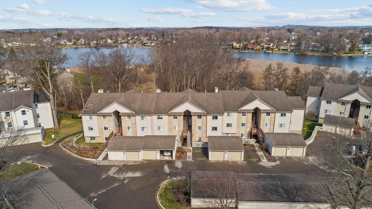 4912 Ashley LN #84, Waterford Twp, MI 48329