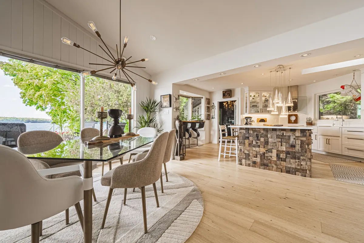 1052 Tedford LN, Douro-dummer, ON K0L 2H0