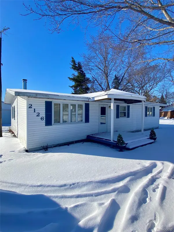 2126 Tomlinson RD,  Caro,  MI 48723