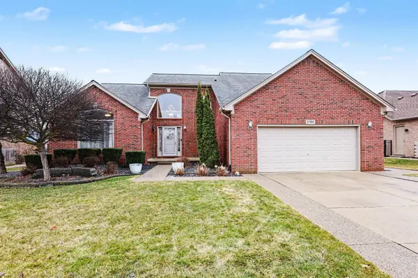 21368 Rome ST, Macomb Twp, MI 48044