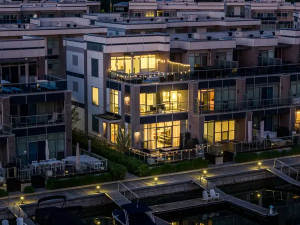 3657 Ferretti CT, Innisfil, ON L9S 0N6