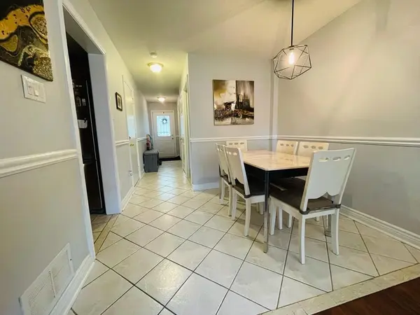 2880 Headon Forest DR #11, Burlington, ON L7M 4H2