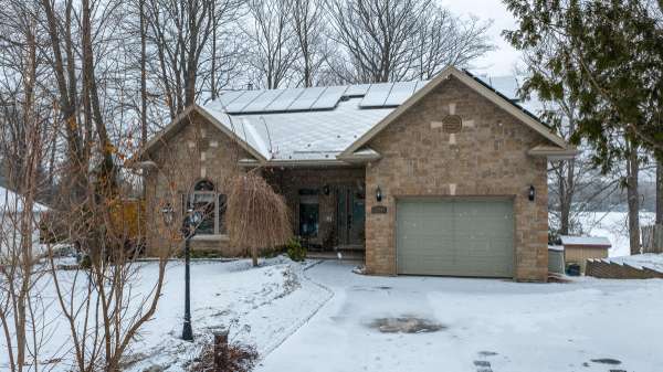 122 Mccullough Lake DR, Chatsworth, ON N0H 2V0