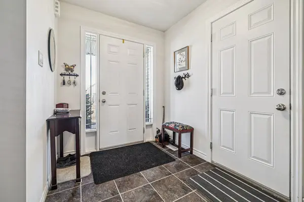 20 Hudson DR, Haldimand, ON N0A 1E0