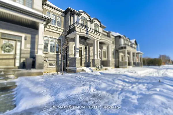 305 Garner RD W #2, Hamilton, ON L9G 3E6