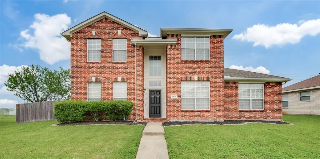 1425 Gatlinburg Circle, Desoto, TX 75115