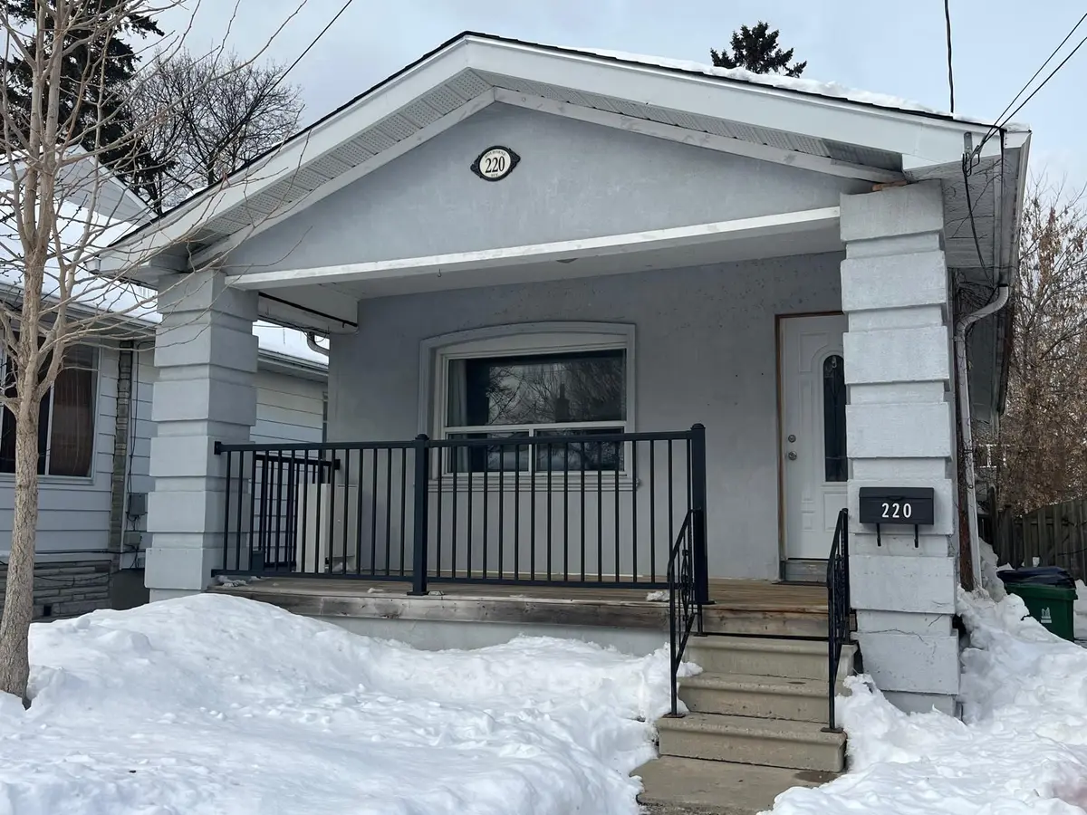 220 Holborne AVE #Main, Toronto E03, ON M4C 2R9