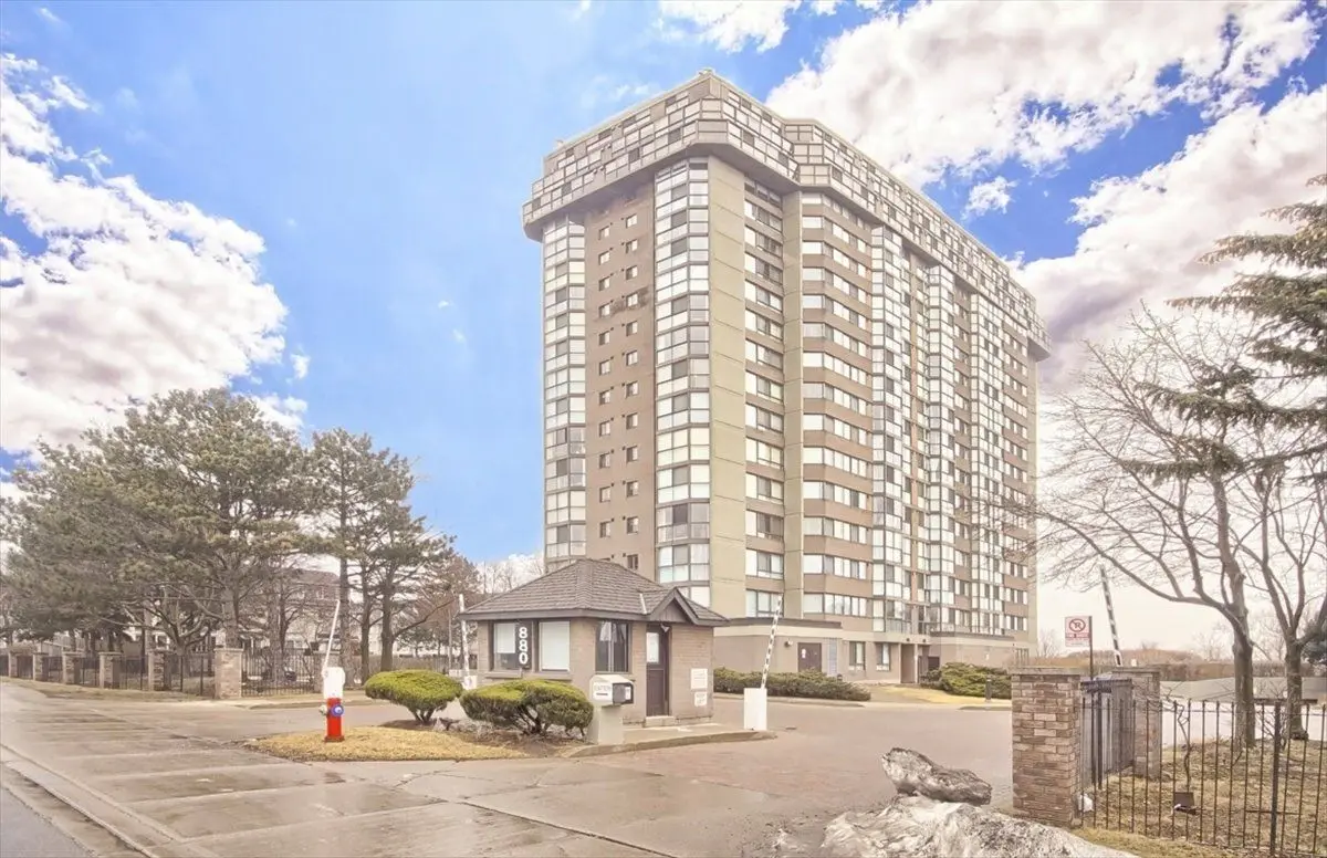 880 Dundas ST #UpH 02, Mississauga, ON L5C 4H3