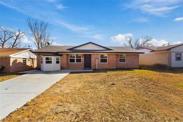 2530 Wanda Drive,  Mesquite,  TX 75149