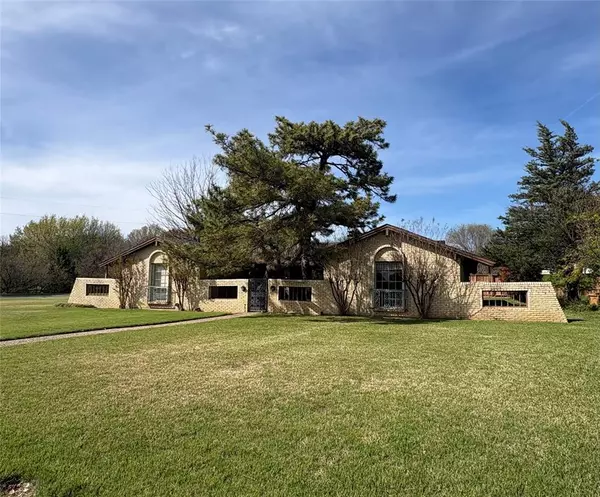 3909 Alta Vista Lane, Dallas, TX 75229