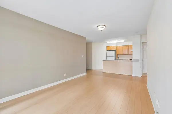 23 Hollywood AVE #901, Toronto C14, ON M2N 7L8