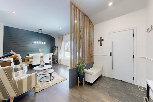 618 Sunset BLVD, Clarington, ON L1B 1C9