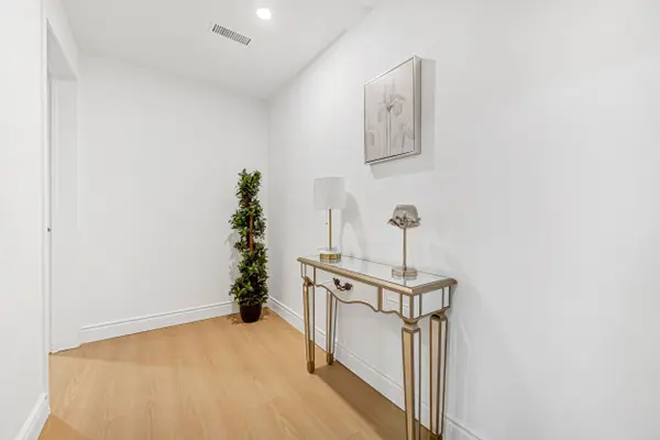 29 Queen Post DR #Basement, Vaughan, ON L4L 3G3