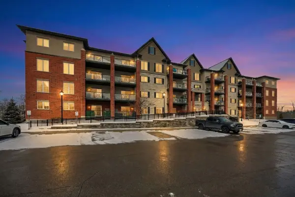 5 Greenwich ST #105, Barrie, ON L4N 7Y8