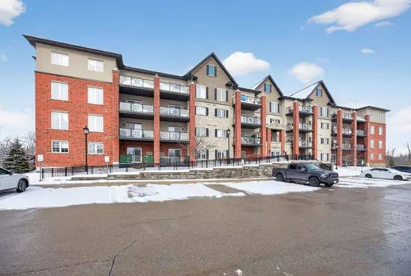 5 Greenwich ST #105, Barrie, ON L4N 7Y8